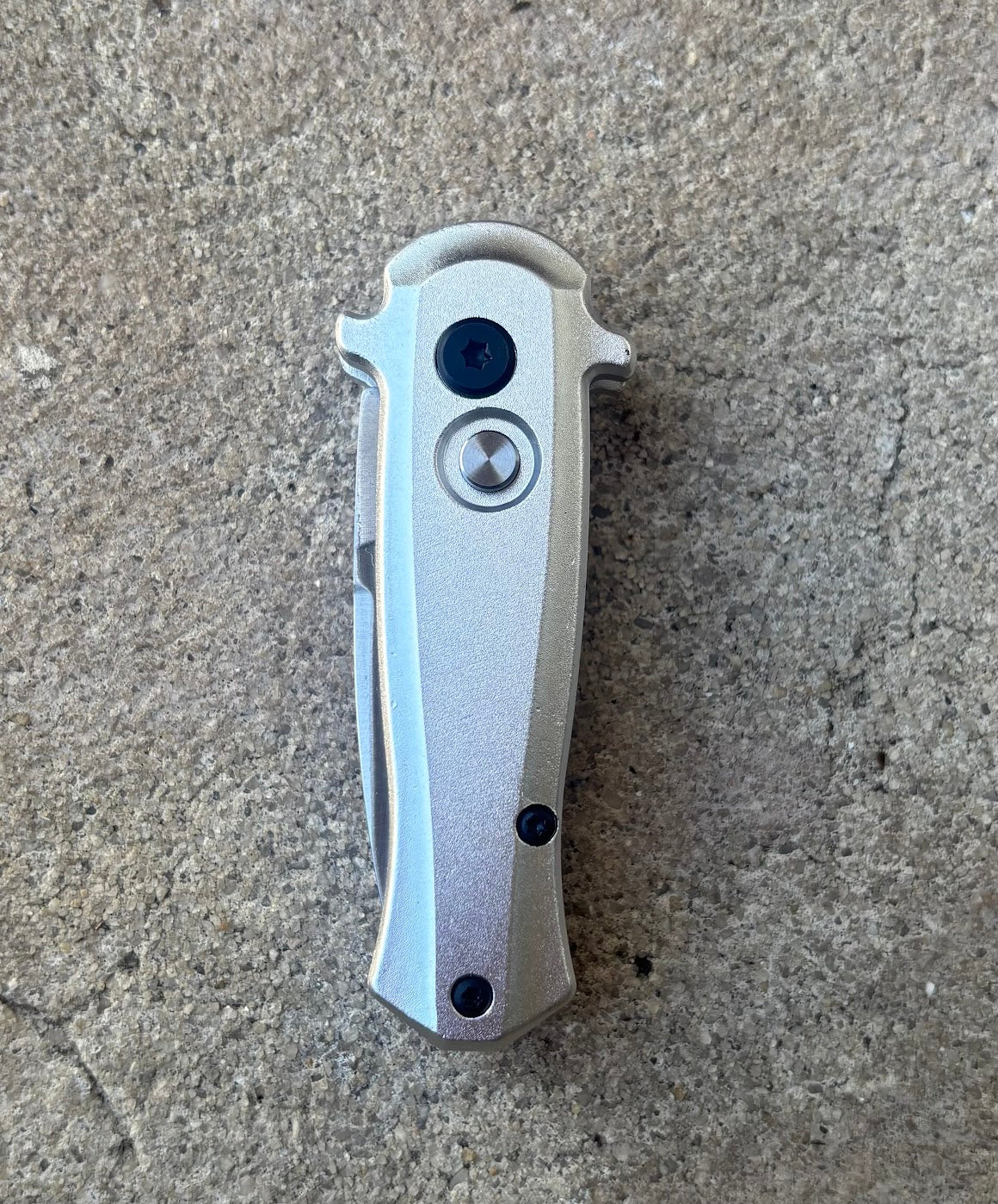 Mini Silver Stiletto w/ Silver Blade