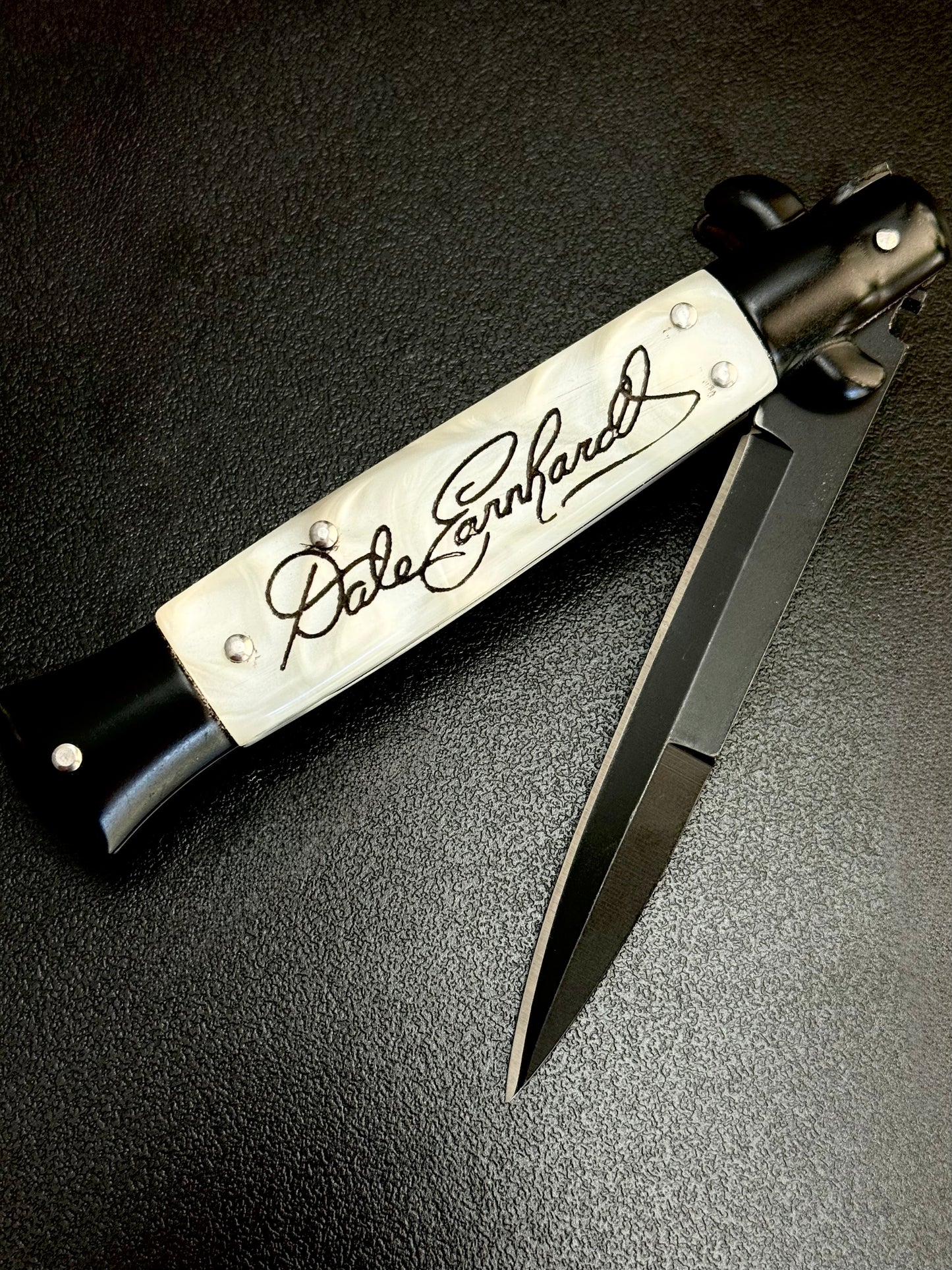 Intimidator Knife