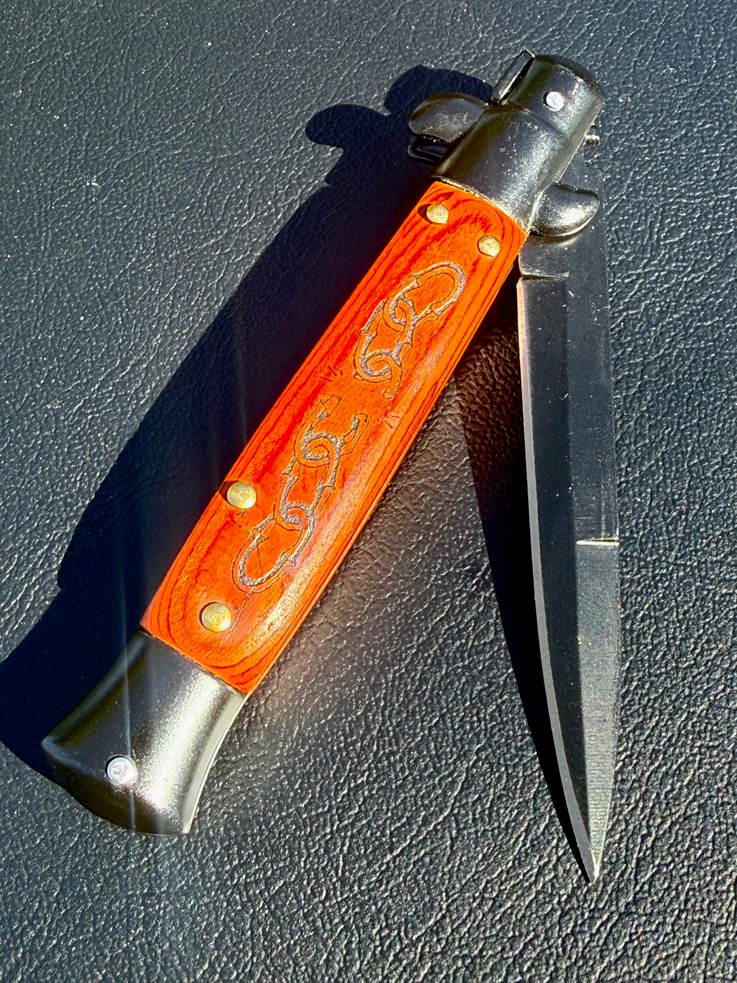 Doberman Chains Knife