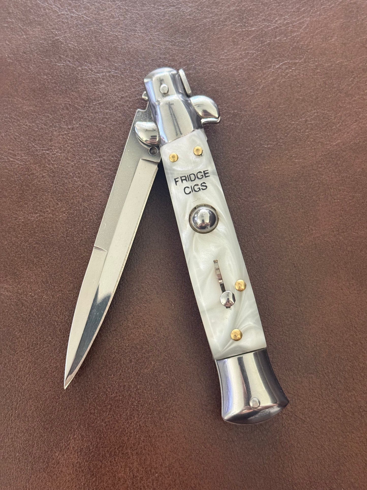 Fridge Cigarette Blade