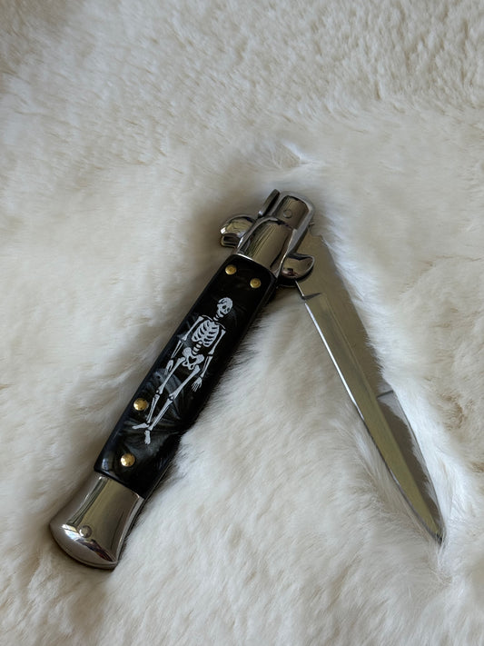skeleton blade