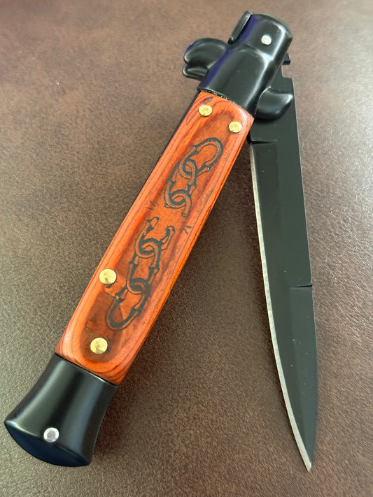 Doberman Chains Knife