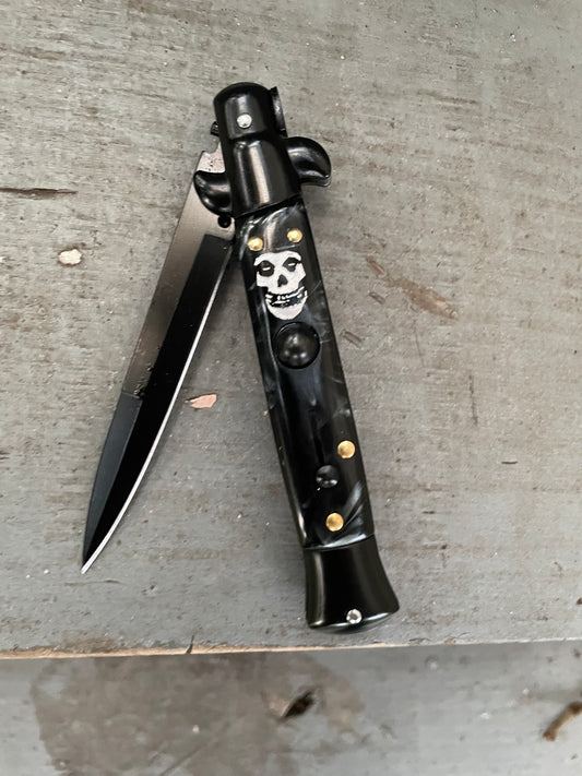 Skull punk knife