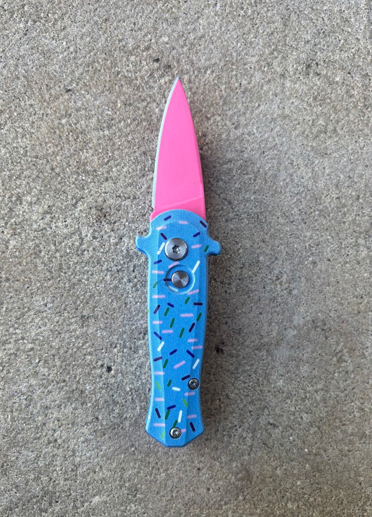 Mini Blue Sprinkles w/ Pink Blade
